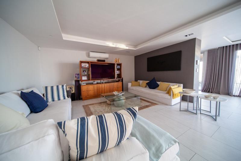 3 Bedroom Property for Sale in Bantry Bay Western Cape